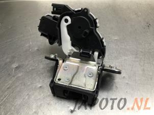 Gebruikte Achterklep Slotmechaniek Mazda CX-5 I (KE,GH) 2.2 Skyactiv D 175 16V 4WD Prijs € 49,95 Margeregeling aangeboden door Japoto Parts B.V.