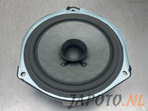 Begagnade Högtalare Daihatsu Materia 1.3 16V Pris € 14,95 Marginaltabell erbjuds av Japoto Parts B.V.