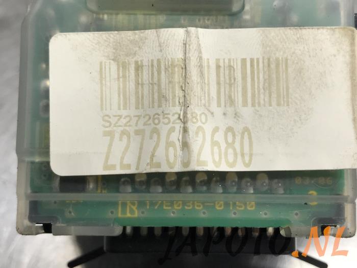 Licht Schakelaar van een Mitsubishi Colt (Z2/Z3) 1.5 16V 2006