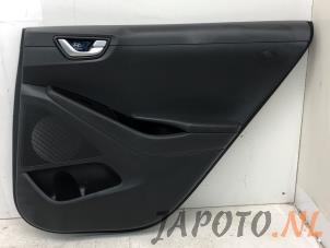 Begagnade List, bakdörr, 4-dörrars, höger Hyundai Ioniq 1.6 GDI 16V Hybrid Pris € 49,95 Marginaltabell erbjuds av Japoto Parts B.V.