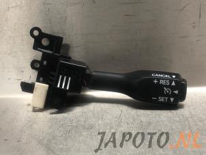 Gebruikte Cruise Control Bediening Toyota RAV4 (A3) 2.0 16V VVT-i 4x4 Prijs € 24,95 Margeregeling aangeboden door Japoto Parts B.V.