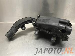 Begagnade Luftfilterhus Toyota Verso S 1.33 16V Dual VVT-I Pris € 34,95 Marginaltabell erbjuds av Japoto Parts B.V.