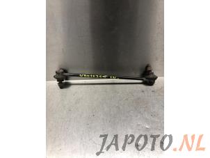 Gebruikte Stabilisatorstang voor Mazda CX-5 II (KF) 2.0 SkyActiv-G 165 16V 4WD Prijs € 4,99 Margeregeling aangeboden door Japoto Parts B.V.