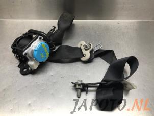 Gebruikte Veiligheidsgordel links-voor Mazda CX-5 II (KF) 2.0 SkyActiv-G 165 16V 4WD Prijs € 200,00 Margeregeling aangeboden door Japoto Parts B.V.