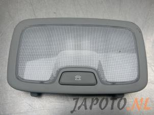 Gebruikte Binnenverlichting achter Kia Niro I (DE) 1.6 GDI PHEV Prijs € 19,95 Margeregeling aangeboden door Japoto Parts B.V.