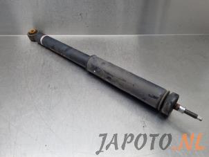 Gebruikte Schokbreker links-achter Suzuki Celerio (LF) 1.0 12V Dualjet Prijs € 14,99 Margeregeling aangeboden door Japoto Parts B.V.