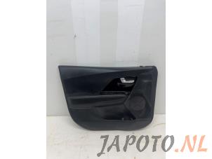 Używane Tapicerka drzwi lewych przednich wersja 4-drzwiowa Kia Niro I (DE) 1.6 GDI PHEV Cena € 74,95 Procedura marży oferowane przez Japoto Parts B.V.