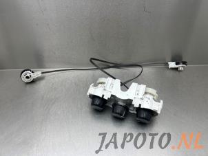 Begagnade Värmekontrollpanel Toyota Hilux IV 2.5 D4-D 16V Pris € 74,99 Marginaltabell erbjuds av Japoto Parts B.V.