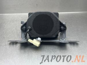 Gebruikte Luidspreker Lexus IS (E3) 300h 2.5 16V Prijs € 19,99 Margeregeling aangeboden door Japoto Parts B.V.