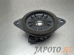 Gebruikte Luidspreker Lexus IS (E3) 300h 2.5 16V Prijs € 19,99 Margeregeling aangeboden door Japoto Parts B.V.