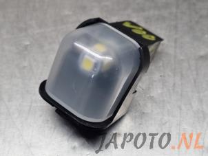 Gebruikte Binnenverlichting achter Toyota GT 86 (ZN) 2.0 16V Prijs € 9,95 Margeregeling aangeboden door Japoto Parts B.V.