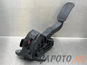 Używane Pedal gazu Toyota Yaris Cross (PB1/PJ1) 1.5 12V Hybrid 130 Cena € 49,95 Procedura marży oferowane przez Japoto Parts B.V.