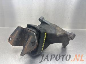 Używane Wspornik silnika Daihatsu Terios (J2) 1.5 16V DVVT 4x2 Euro 4 Cena € 39,95 Procedura marży oferowane przez Japoto Parts B.V.