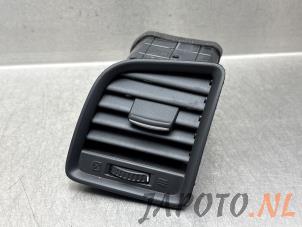 Gebruikte Luchtrooster Dashboard Mazda CX-5 I (KE,GH) 2.2 Skyactiv D 150 16V 4WD Prijs € 19,95 Margeregeling aangeboden door Japoto Parts B.V.