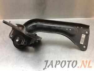 Begagnade Bakre övre gaffelben, vänster Lynk &amp; Co 01 1.5 Pris € 99,95 Marginaltabell erbjuds av Japoto Parts B.V.