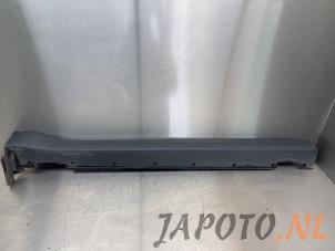 Gebruikte Zijskirt rechts Kia Soul II (PS) EV Prijs € 74,99 Margeregeling aangeboden door Japoto Parts B.V.