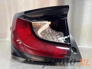 Używane Tylne swiatlo pozycyjne lewe Toyota Yaris IV (P21/PA1/PH1) 1.5 12V VVT-i Cena € 199,95 Procedura marży oferowane przez Japoto Parts B.V.