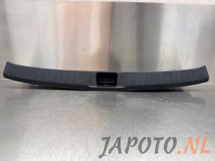 Używane Plyta wierzchnia rózne Toyota Prius (ZVW5) 1.8 16V Hybrid Cena € 49,95 Procedura marży oferowane przez Japoto Parts B.V.