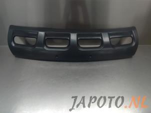 Używane Grill Hyundai Santa Fe II (CM) 2.7 V6 24V 4x4 Cena € 42,29 Z VAT oferowane przez Japoto Parts B.V.