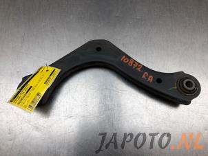 Gebruikte Draagarm rechts-achter Kia Niro I (DE) 1.6 GDI Hybrid Prijs € 49,95 Margeregeling aangeboden door Japoto Parts B.V.