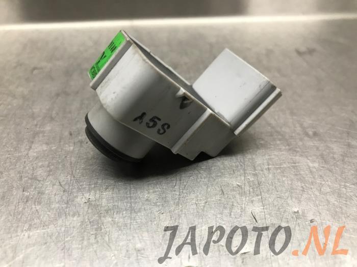 Parkeringssensor från en Hyundai Veloster 1.6 GDI 16V 2011