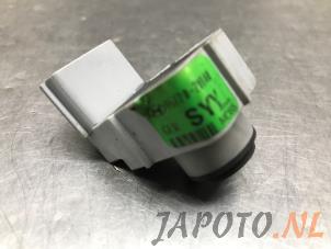 Begagnade Parkeringssensor Hyundai Veloster 1.6 GDI 16V Pris € 24,95 Marginaltabell erbjuds av Japoto Parts B.V.