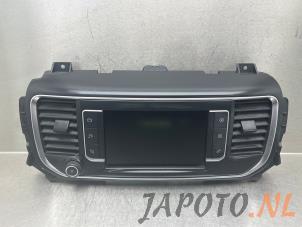 Gebruikte Display Multi Media regelunit Toyota ProAce Electric Worker Prijs € 450,00 Margeregeling aangeboden door Japoto Parts B.V.
