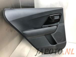 Gebruikte Deurbekleding 4Deurs links-achter Kia Niro I (DE) 1.6 GDI Hybrid Prijs € 74,95 Margeregeling aangeboden door Japoto Parts B.V.
