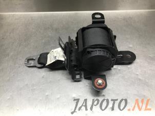 Gebruikte Veiligheidsgordel midden-achter Kia Sportage (SL) 2.0 CVVT 16V 4x2 Prijs € 24,95 Margeregeling aangeboden door Japoto Parts B.V.