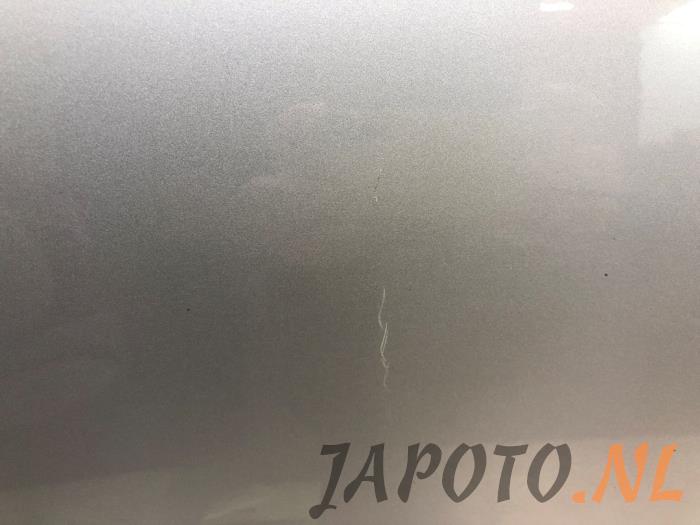 Portier 4Deurs rechts-achter van een Toyota Auris (E18) 1.3 VVT-I 16V 2016