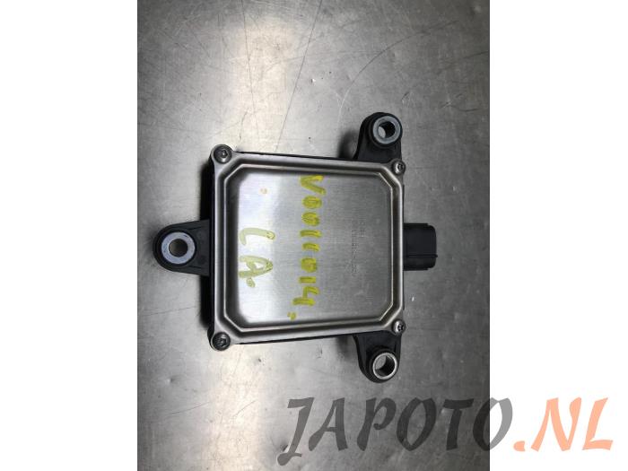 Dödvinkelsensor från en Toyota Yaris IV (P21/PA1/PH1) 1.5 12V Hybrid 115 2024