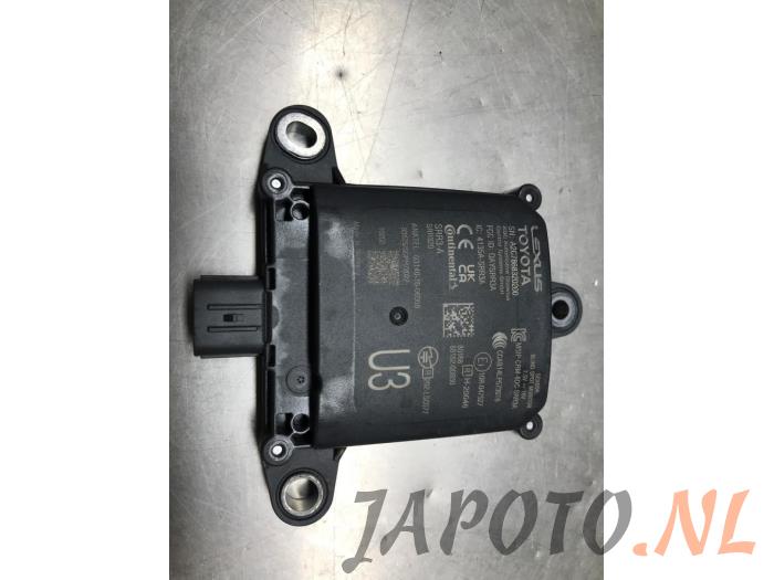 Dödvinkelsensor från en Toyota Yaris IV (P21/PA1/PH1) 1.5 12V Hybrid 115 2024