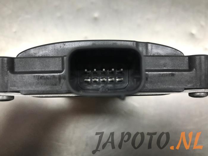 Dödvinkelsensor från en Toyota Yaris IV (P21/PA1/PH1) 1.5 12V Hybrid 115 2024