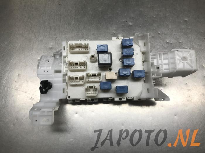 Säkringsbox från en Suzuki SX4 S-Cross (JY) 1.6 16V 2015