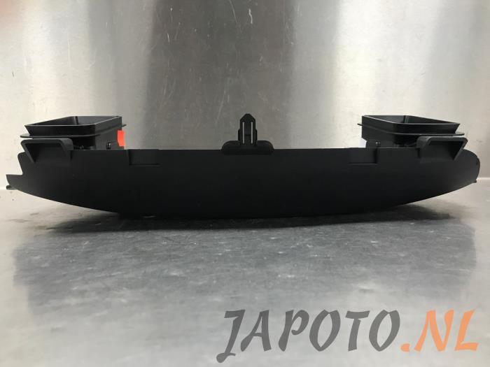 Display Multi Media regelunit van een Toyota ProAce Electric Worker 2021