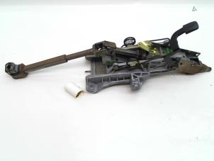 Begagnade Rattstång Mazda 3 (BK12) 1.6 CiTD 16V Pris € 50,00 Marginaltabell erbjuds av Japoto Parts B.V.