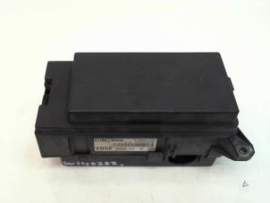 Używane Skrzynka bezpieczników Kia Sorento I (JC) 2.5 CRDi 16V Cena € 19,99 Procedura marży oferowane przez Japoto Parts B.V.