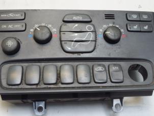 Używane Panel sterowania nagrzewnicy Volvo V70 (SW) Cena € 30,00 Procedura marży oferowane przez Poolman autodemontage