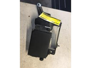 Begagnade Farthållardator Volvo V70 (BW) 2.0 D3 20V Pris € 100,00 Marginaltabell erbjuds av Poolman autodemontage