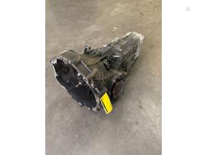 Używane Skrzynia biegów Audi A4 Avant (B7) 2.0 TDI Cena € 100,00 Procedura marży oferowane przez Poolman autodemontage
