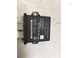 Gebruikte Computer hoogteregeling Audi A5 Cabrio (8F7) 2.0 TFSI 16V Prijs € 30,00 Margeregeling aangeboden door Poolman autodemontage