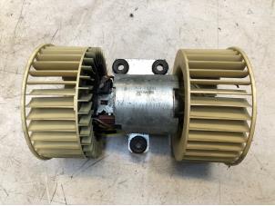 Gebruikte Kachel Ventilatiemotor BMW 5 serie (E39) 520i 24V Prijs € 30,00 Margeregeling aangeboden door Poolman autodemontage