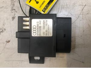 Używane Modul (rózne) Audi A4 (B7) 2.0 TFSI 20V Cena € 30,00 Procedura marży oferowane przez Poolman autodemontage