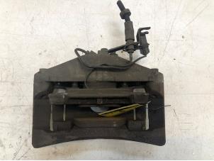 Używane Zacisk hamulcowy prawy przód Audi A4 (B7) 2.0 TFSI 20V Cena € 30,00 Procedura marży oferowane przez Poolman autodemontage