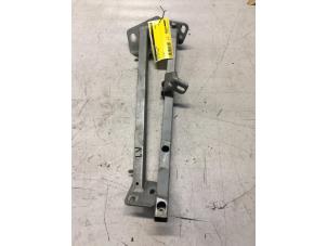 Used Front bumper frame Audi A8 (D3) 4.2 TDI V8 32V Quattro Price € 30,00 Margin scheme offered by Poolman autodemontage