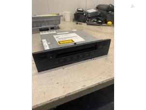 Used CD player Audi Q7 (4LB) 3.0 TDI V6 24V Price € 100,00 Margin scheme offered by Poolman autodemontage