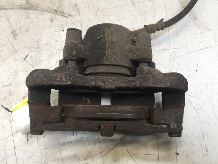 Bakre bromsok, höger från en Mercedes-Benz Sprinter 3t (903) 316 CDI 20V 2005