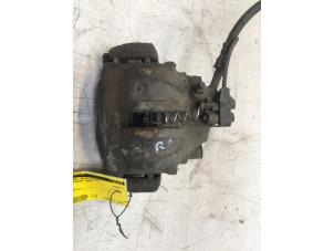 Begagnade Bakre bromsok, höger Mercedes Sprinter 3t (903) 316 CDI 20V Pris € 36,30 Inklusive moms erbjuds av Poolman autodemontage