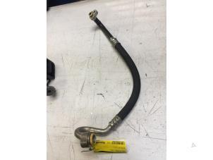 Używane Przewód klimatyzacji Porsche Cayenne (9PA) 4.5 S V8 32V Cena € 30,00 Procedura marży oferowane przez Poolman autodemontage