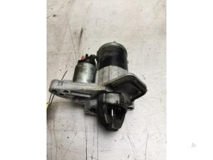 Usados Motor de arranque Dacia Lodgy (JS) 1.2 TCE 16V Precio € 30,00 Norma de margen ofrecido por Poolman autodemontage